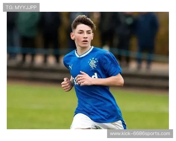 新星球员闪耀绿茵舞台足球未来之路全面解读